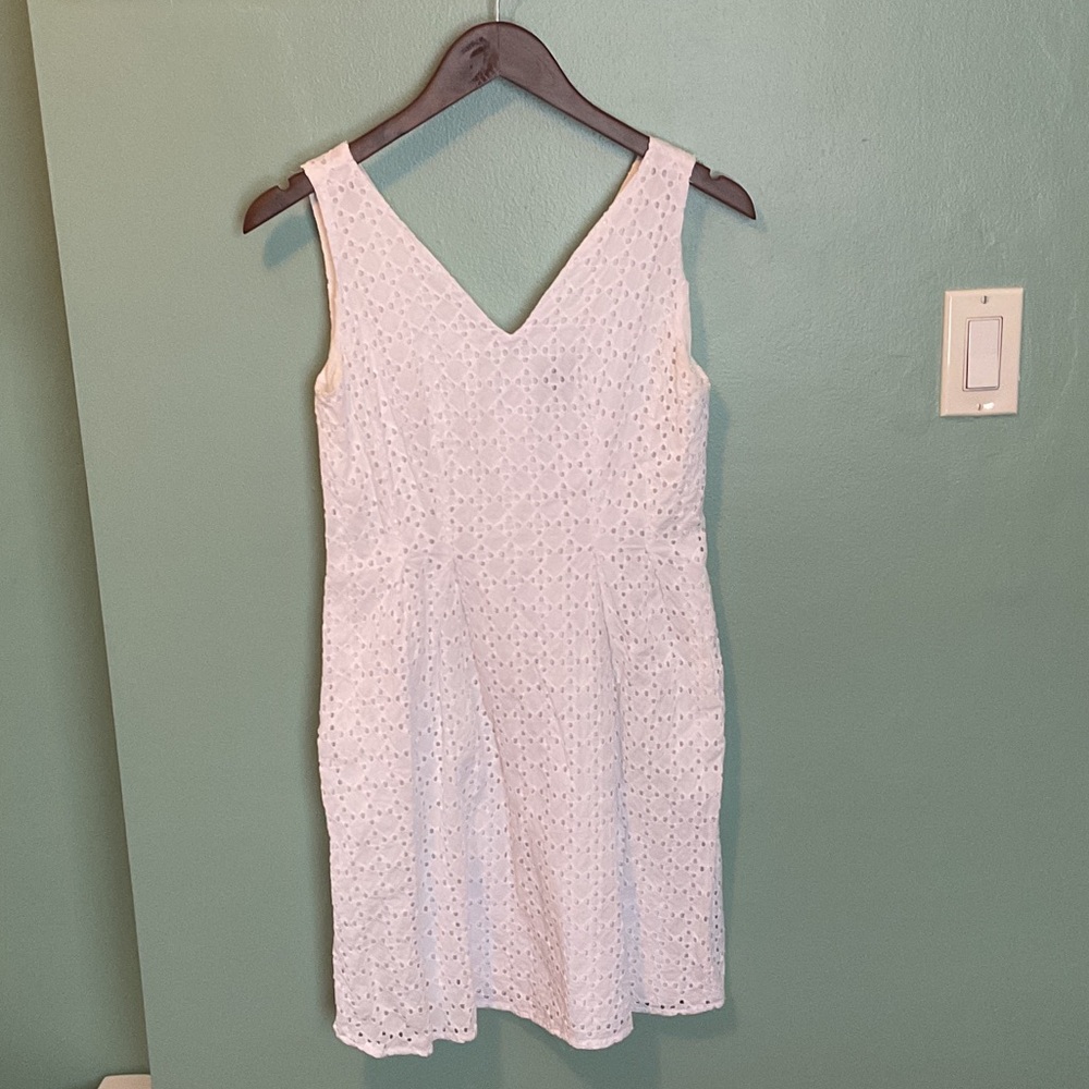 Ann Taylor White Sleeveless Dress